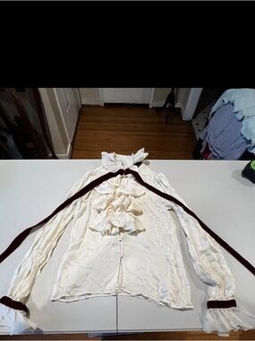 ESCADA COUTURE VTG. SILK BLOUSE 36 RUFFLED FRONT/SLEEVES GORGEOUS CREAM